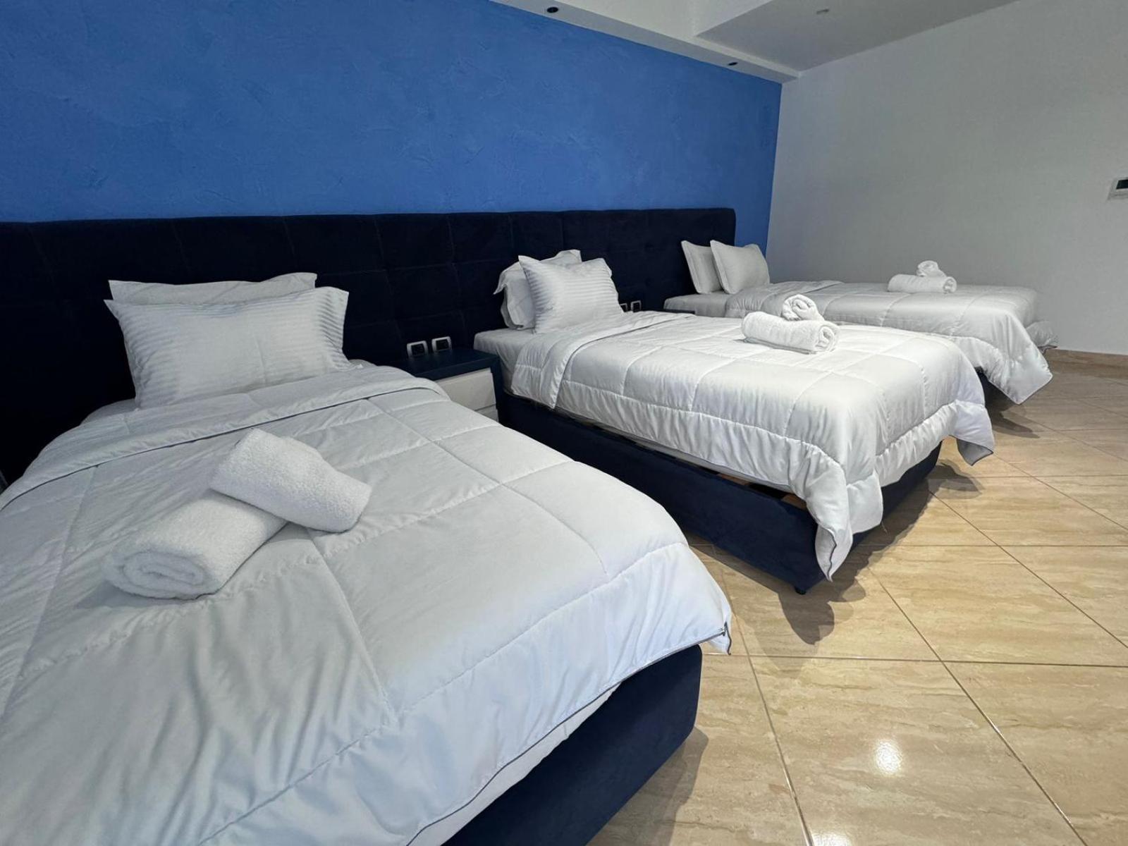 Hotel Blue Sky Sarandë 외부 사진