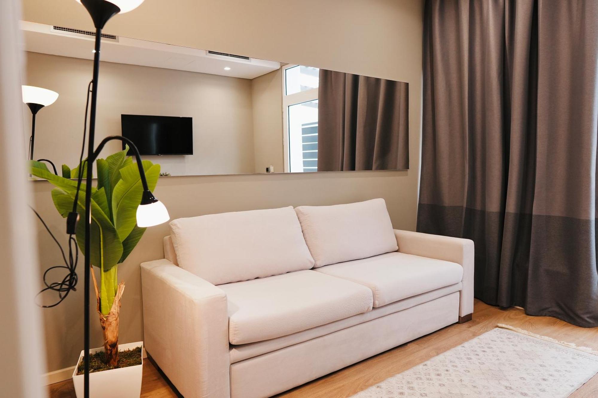 Hotel Blue Sky Sarandë 외부 사진