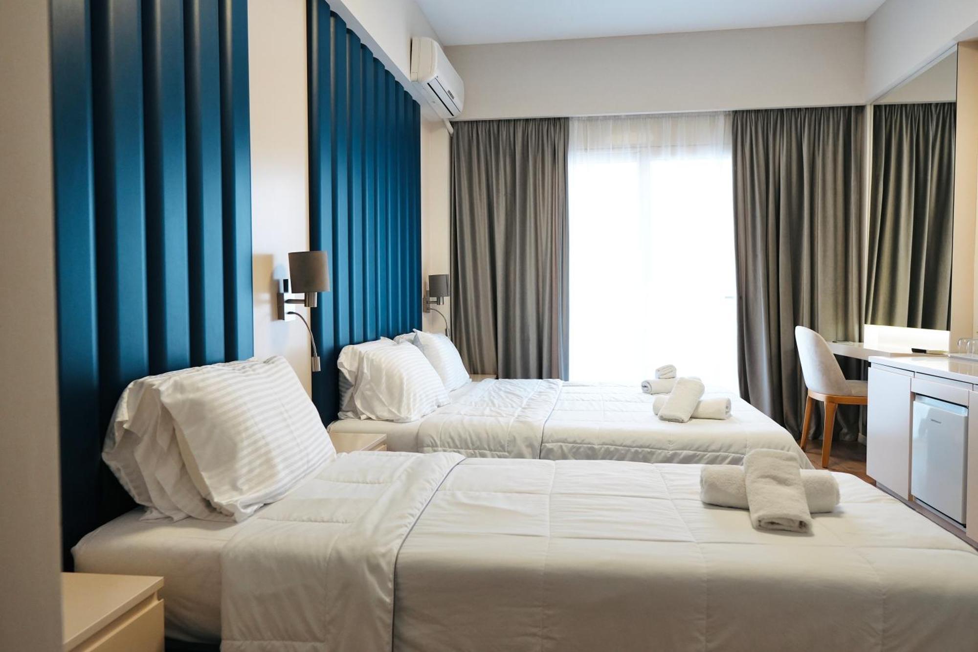 Hotel Blue Sky Sarandë 외부 사진