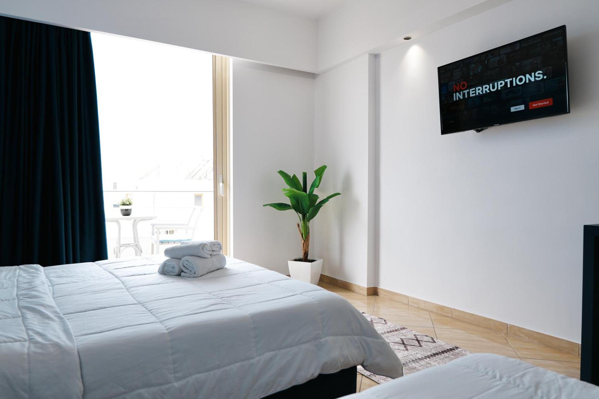 Hotel Blue Sky Sarandë 외부 사진