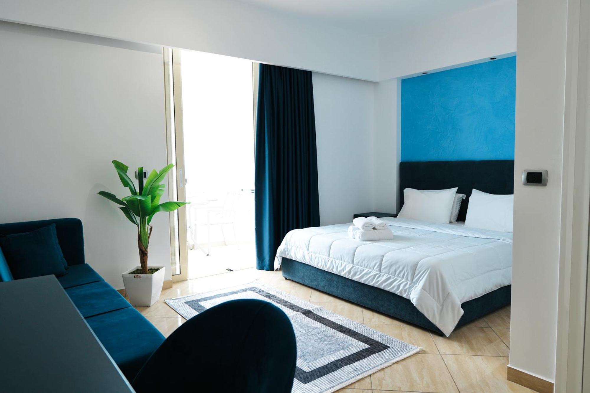 Hotel Blue Sky Sarandë 외부 사진