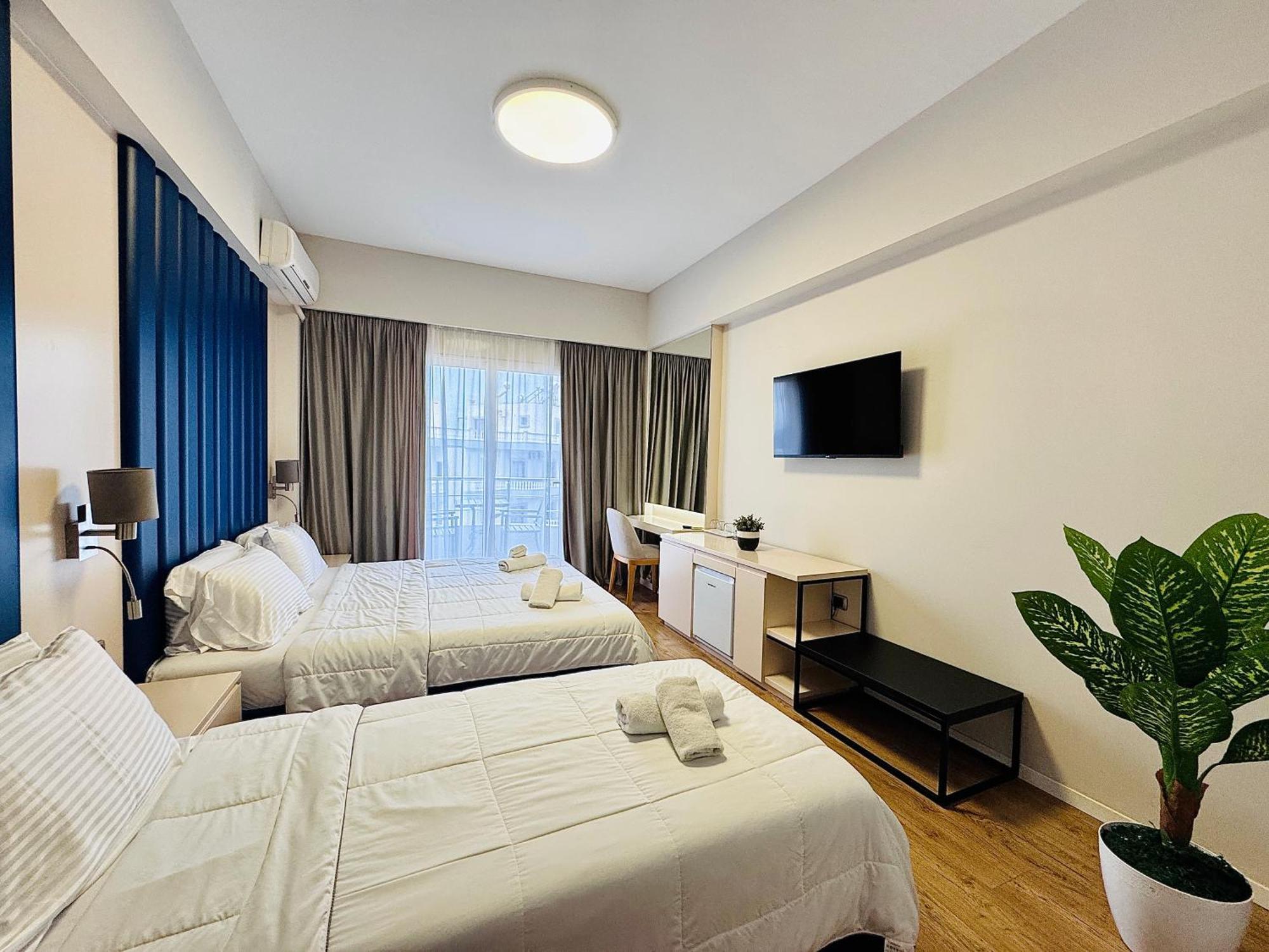 Hotel Blue Sky Sarandë 외부 사진