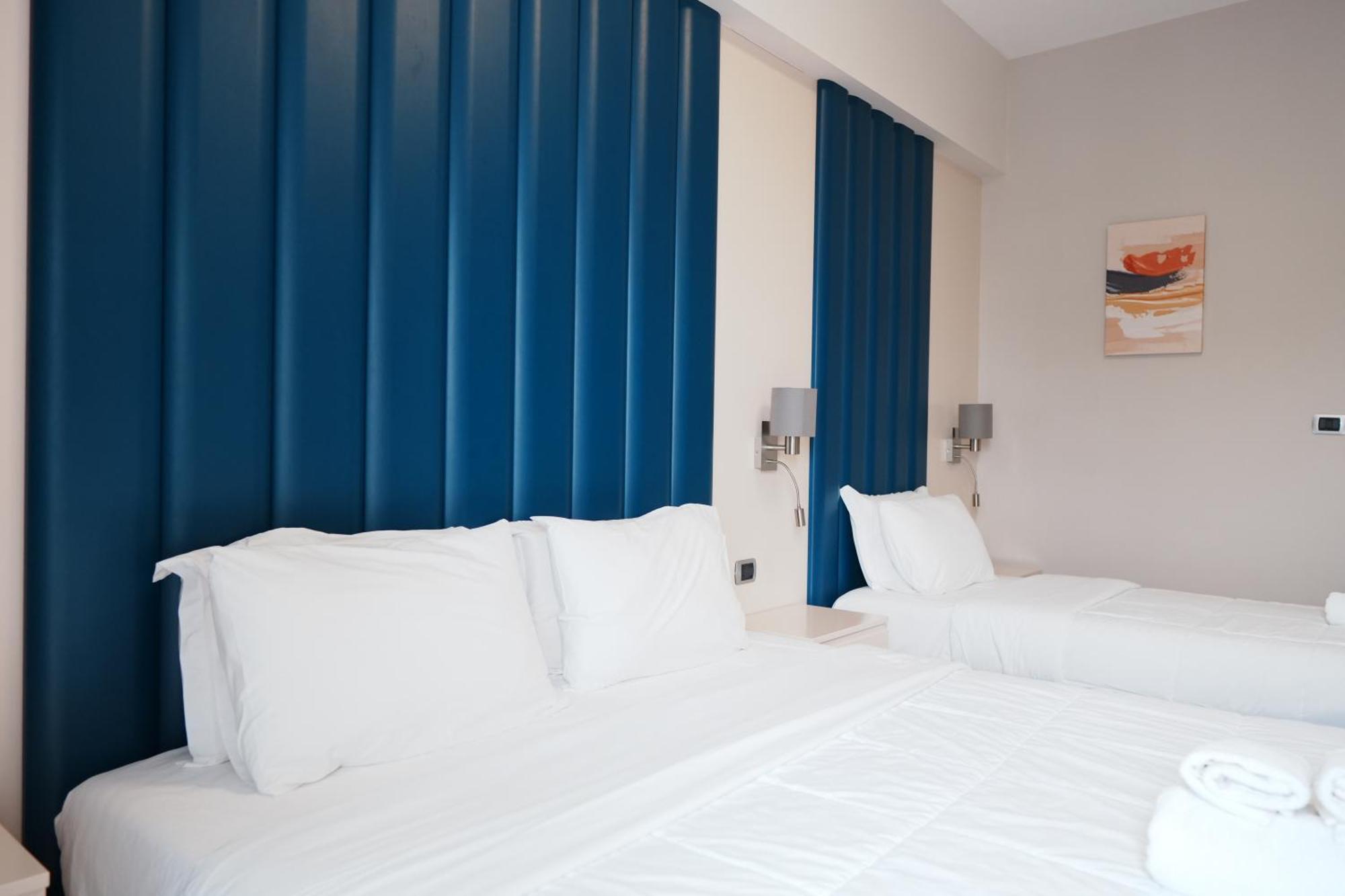 Hotel Blue Sky Sarandë 외부 사진