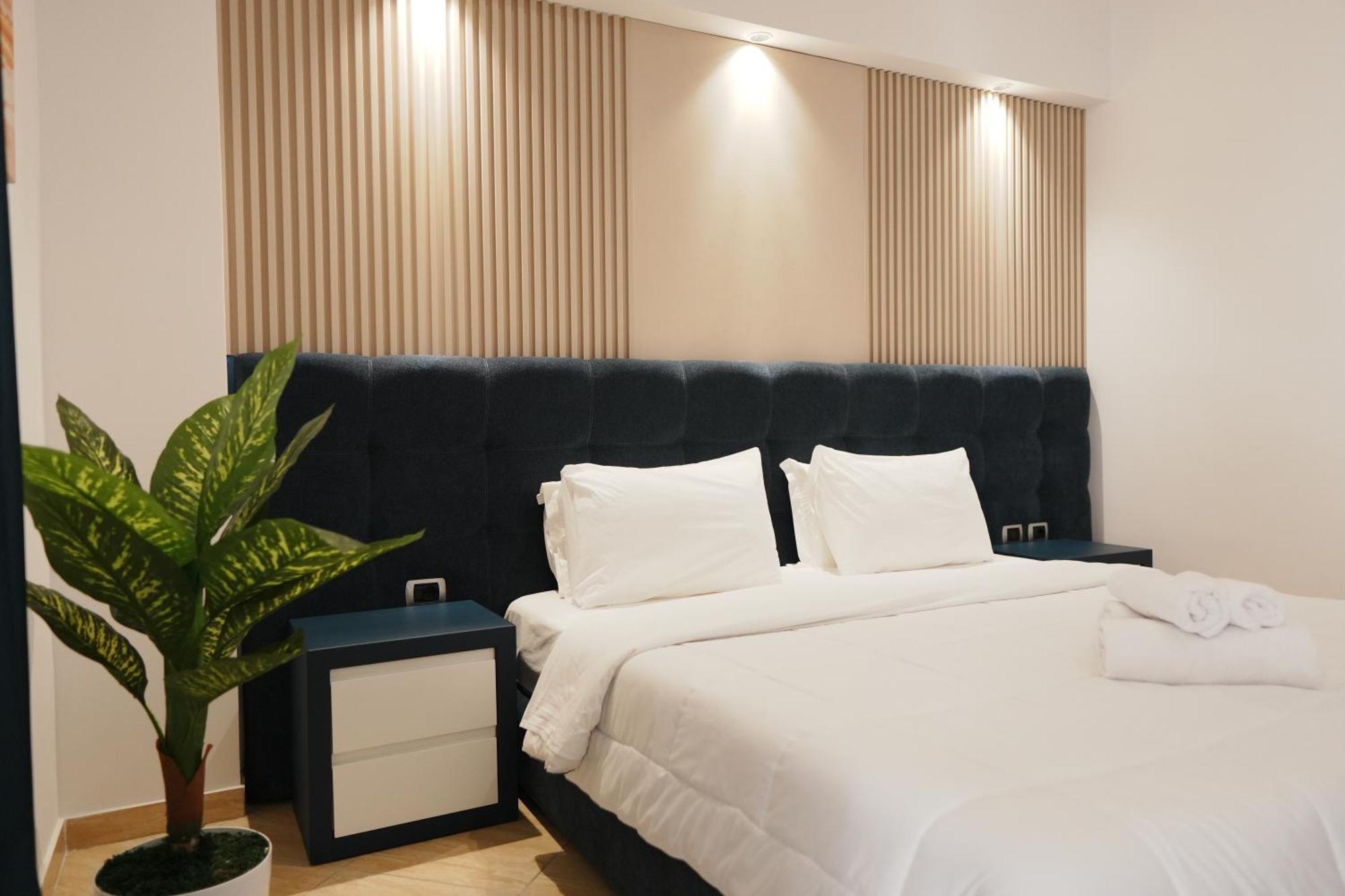 Hotel Blue Sky Sarandë 외부 사진