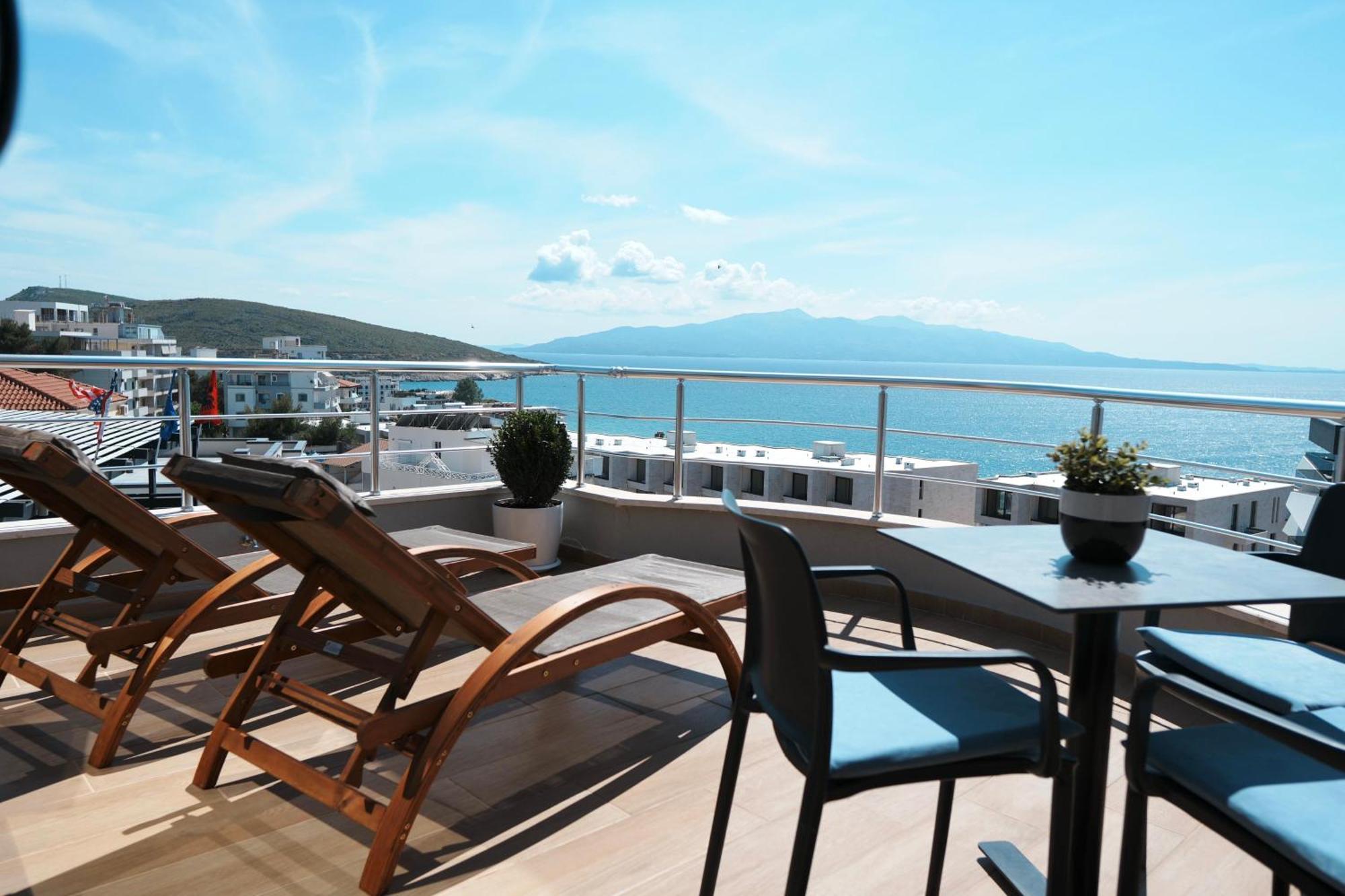 Hotel Blue Sky Sarandë 외부 사진